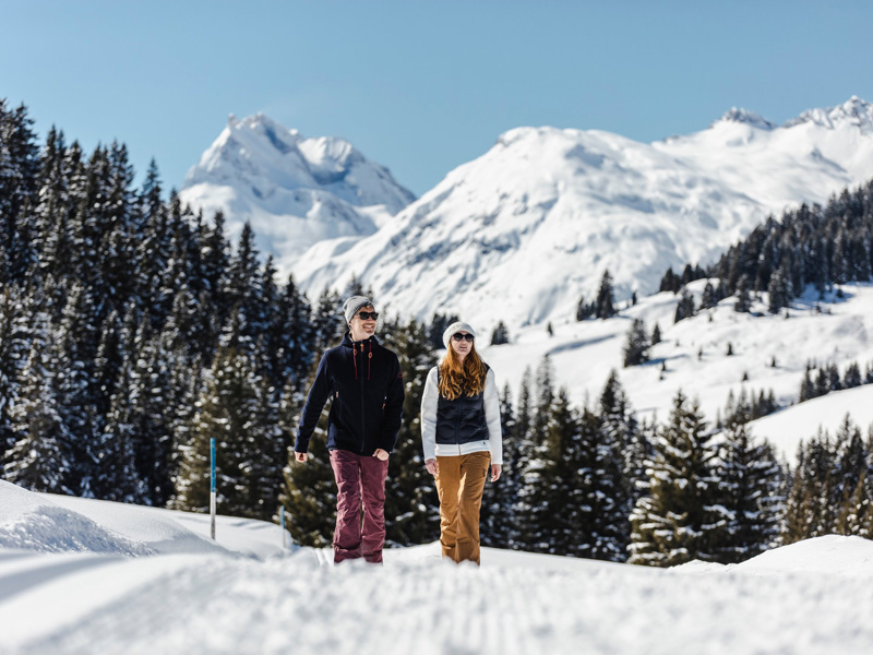 Schneeschuh- und Winterwandern im Winterurlaub in Lech am Arlberg